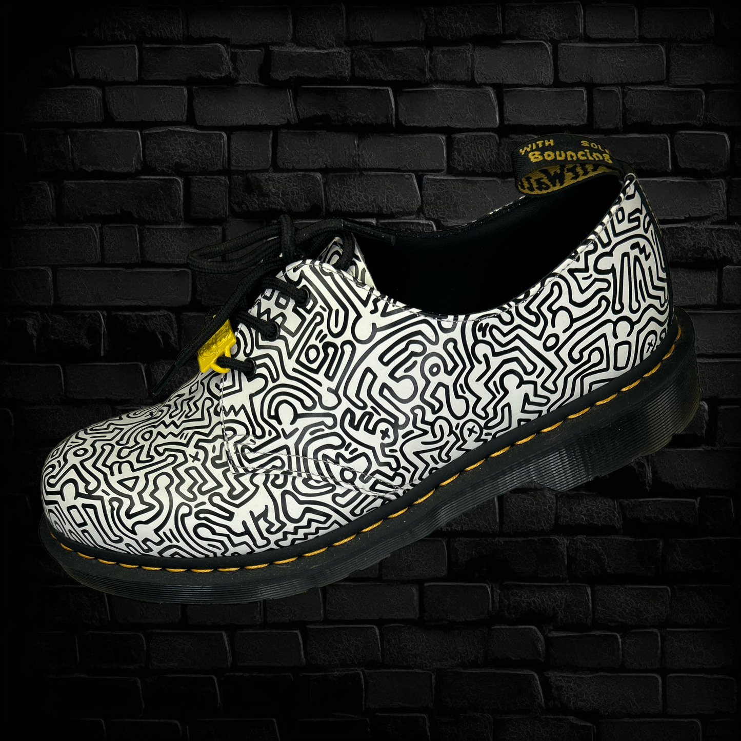 Dr. Martens Black & White Oxfords - M Size 11