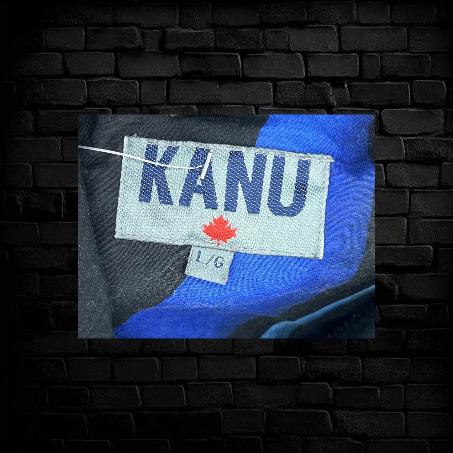 Kanu Graphic Button-Up - Size L (junior)