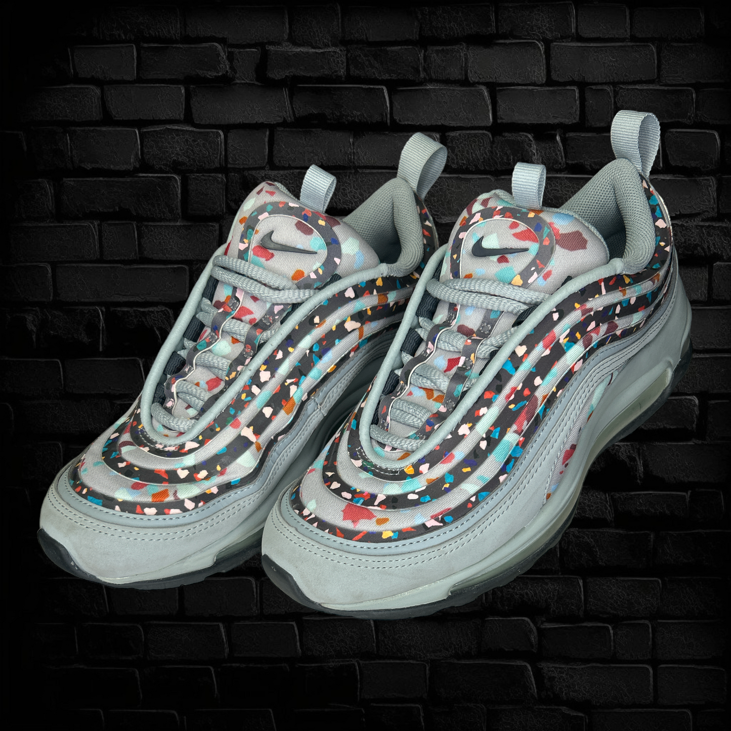 Nike AirMax 97 Ultra 17’ Confetti Size 5